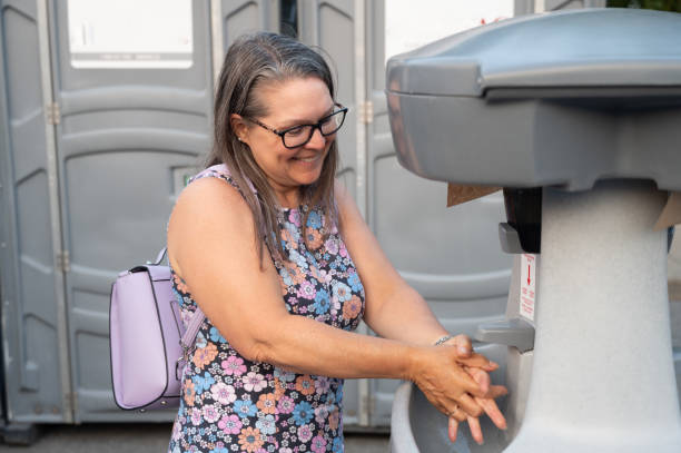 Portable Toilet Options We Offer in Chandler, OK